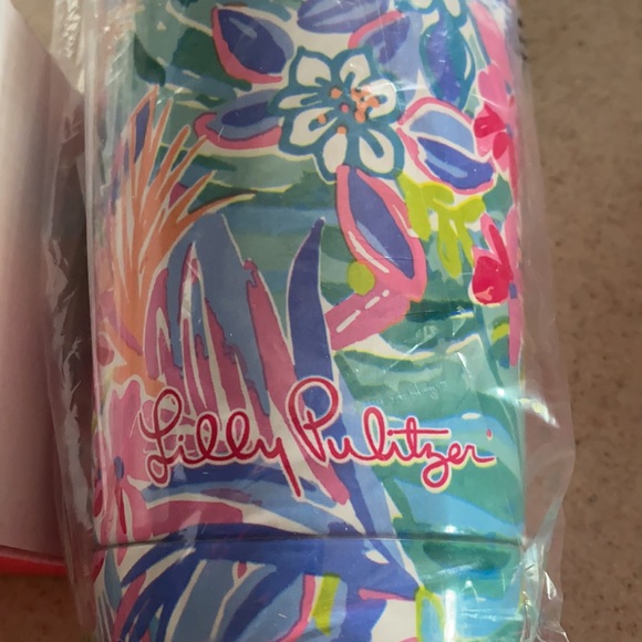 Lilly Pulitzer Travel Tumbler 20 oz - Picture 6 of 7